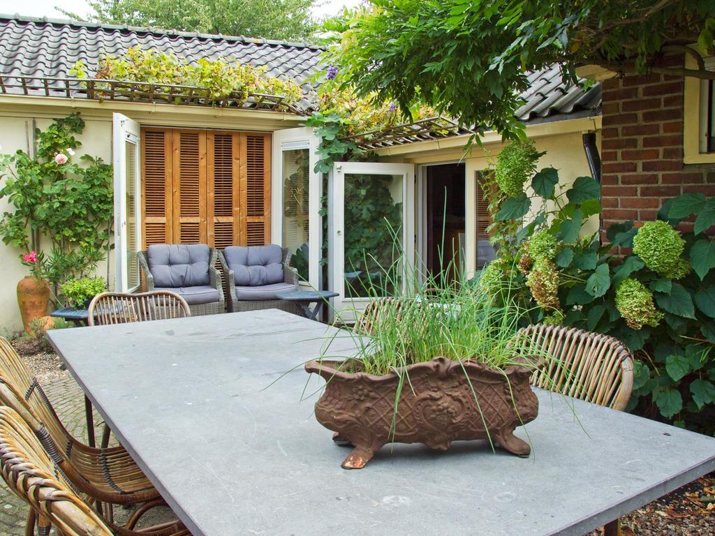 Hoevell Huizen Buitenkant foto