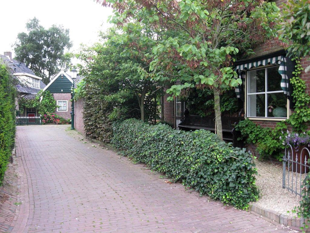 Hoevell Huizen Buitenkant foto