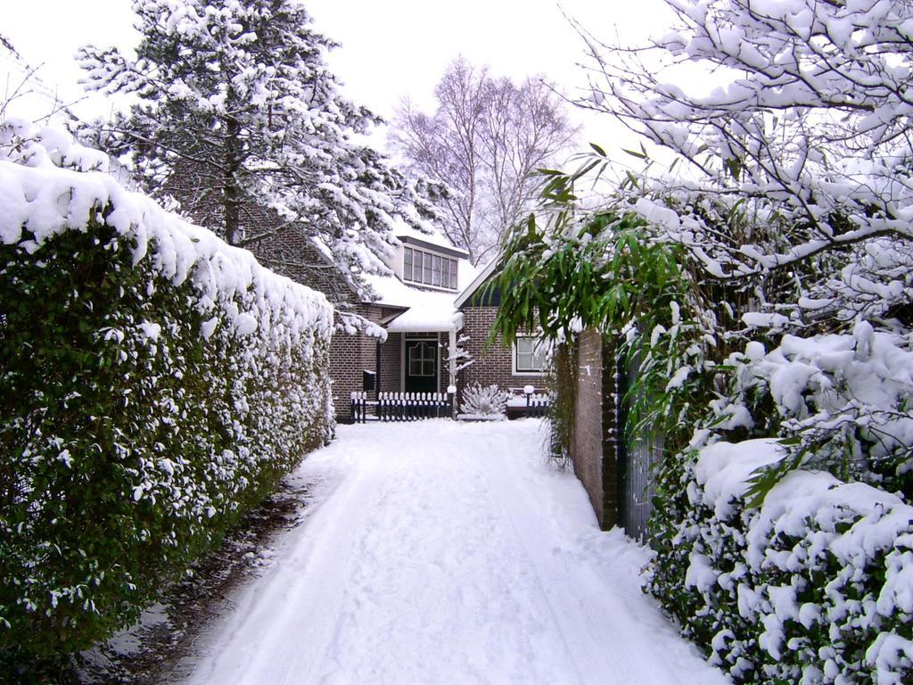 Hoevell Huizen Buitenkant foto