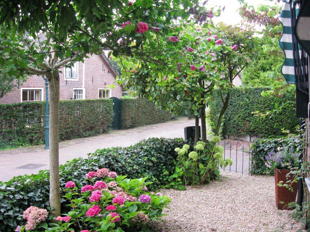 Hoevell Huizen Buitenkant foto