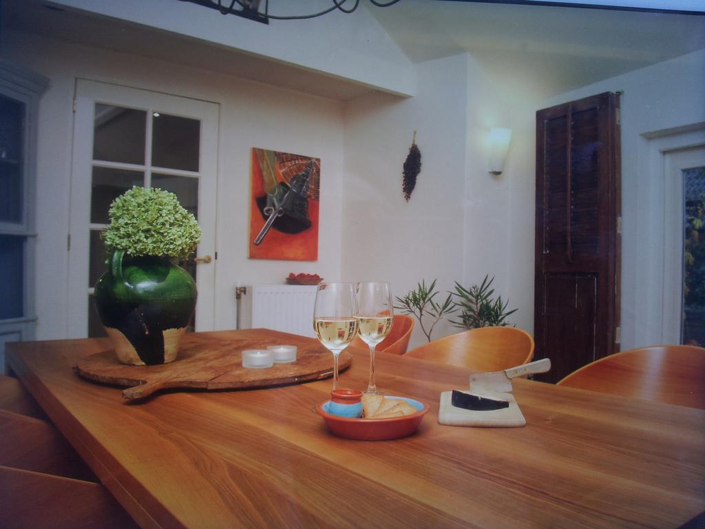 Hoevell Huizen Buitenkant foto